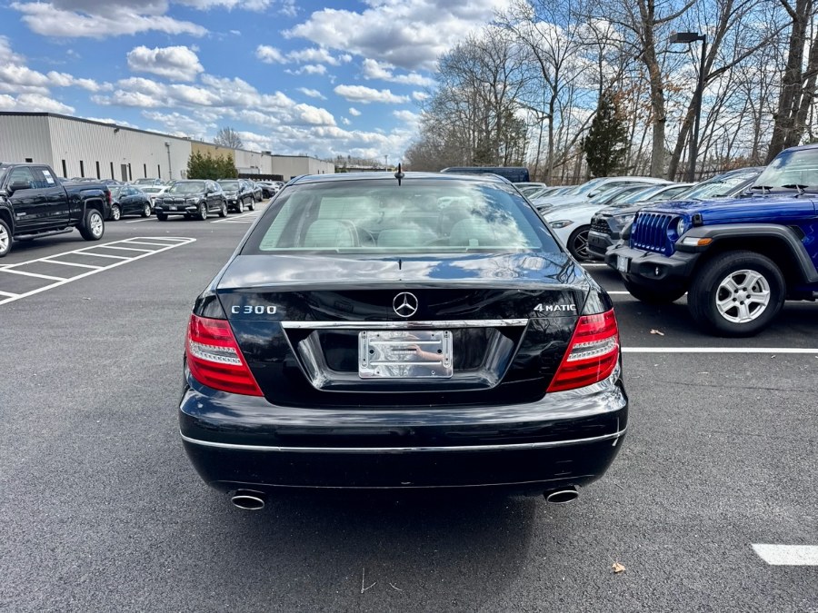 2012 Mercedes-Benz C-Class C300 4MATIC Luxury photo