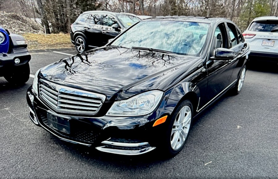2012 Mercedes-Benz C-Class C300 4MATIC Luxury photo
