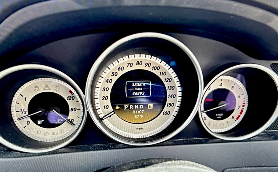 2012 Mercedes-Benz C-Class C300 4MATIC Luxury photo