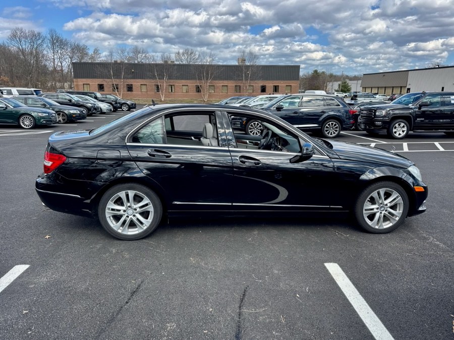 2012 Mercedes-Benz C-Class C300 4MATIC Luxury photo