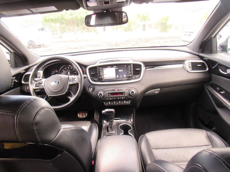 2019 Kia Sorento SX Limited V6 AWD photo