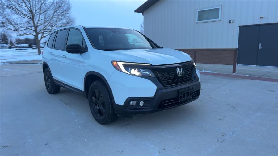 2021 Honda Passport Sport photo