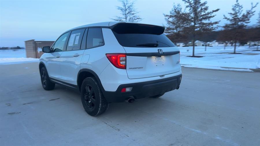 2021 Honda Passport Sport photo