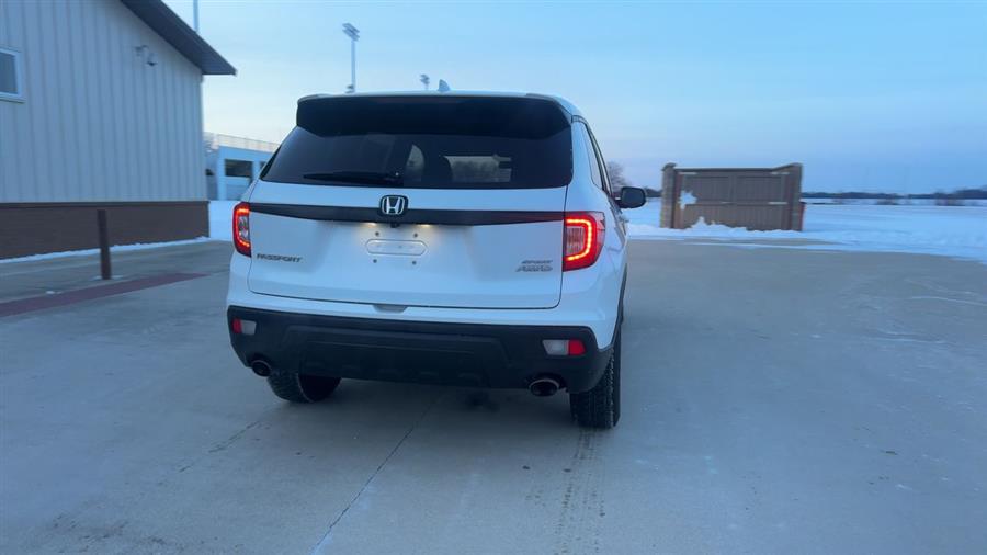 2021 Honda Passport Sport photo