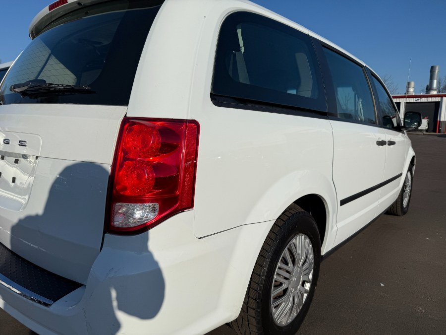 2017 Dodge Grand Caravan SE Wagon photo