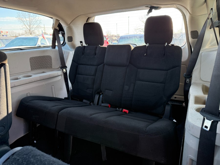 2017 Dodge Grand Caravan SE Wagon photo
