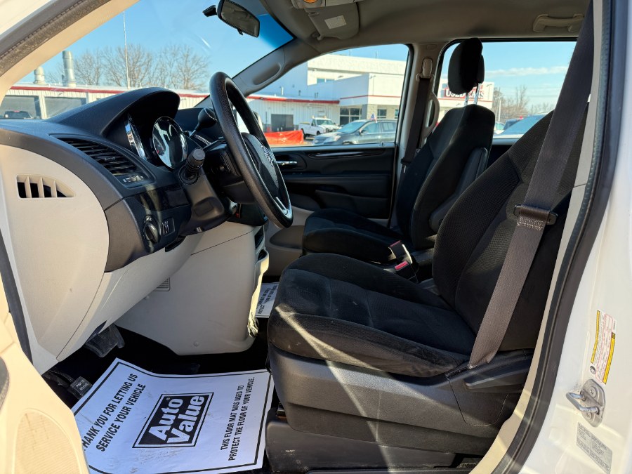 2017 Dodge Grand Caravan SE Wagon photo