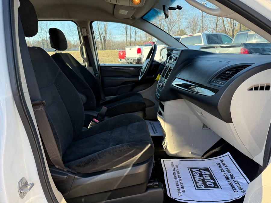 2017 Dodge Grand Caravan SE Wagon photo