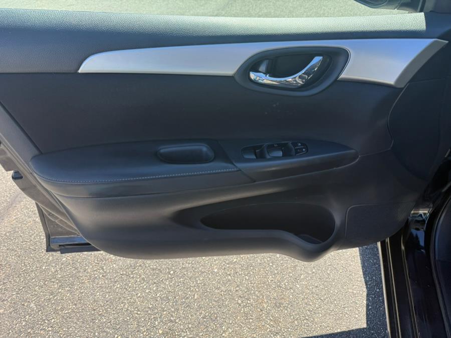 2019 Nissan Sentra S CVT photo