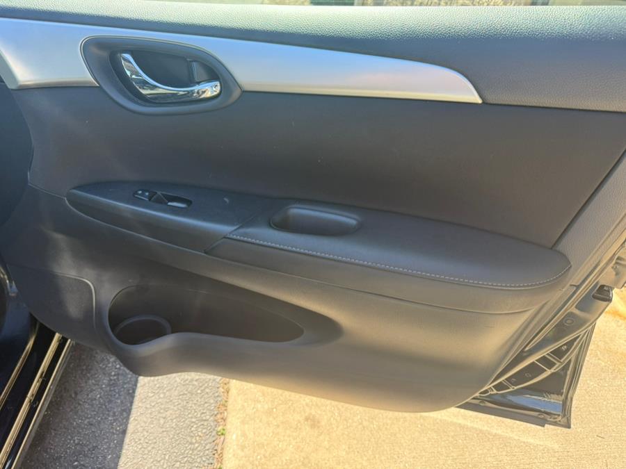 2019 Nissan Sentra S CVT photo
