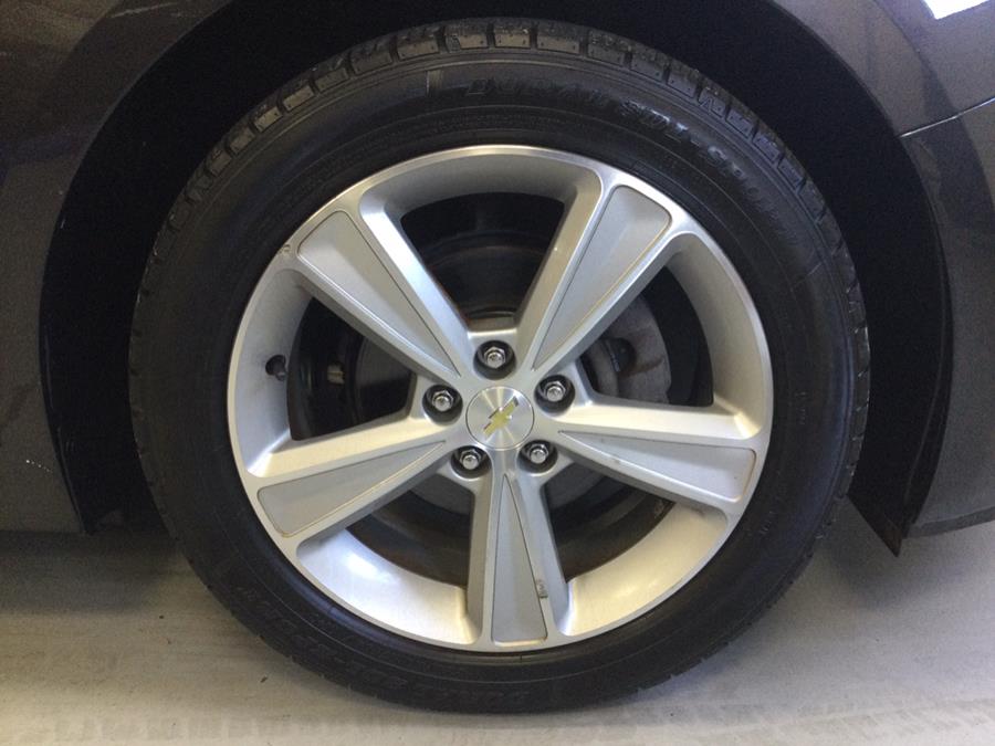 2015 Chevrolet Cruze 4dr Sdn Auto 2LT photo