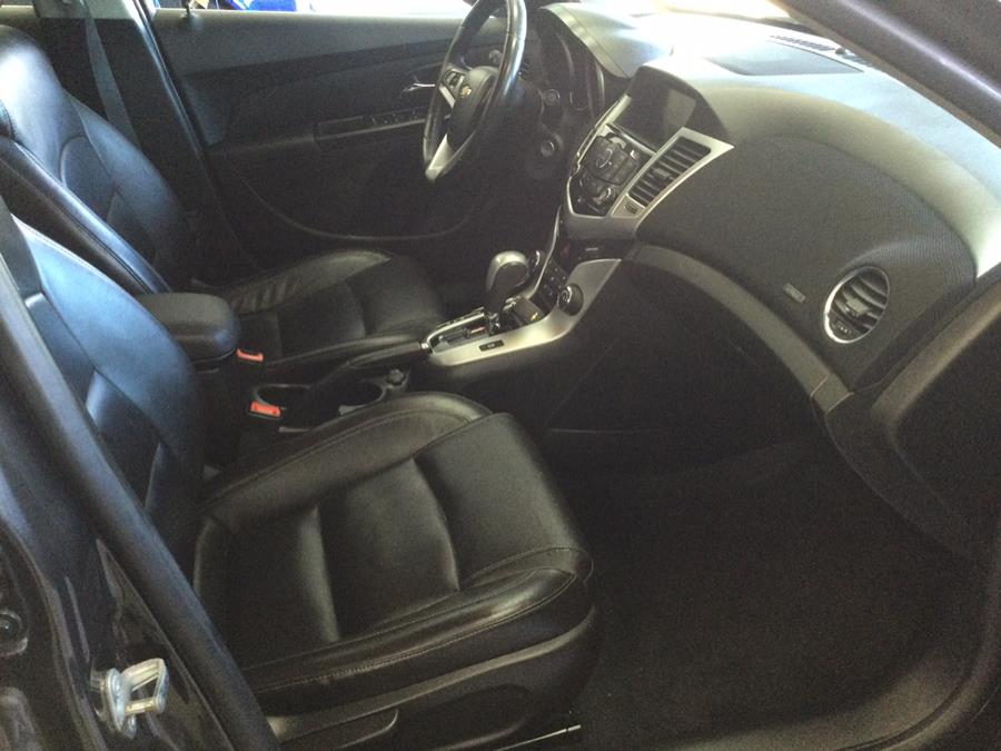 2015 Chevrolet Cruze 4dr Sdn Auto 2LT photo