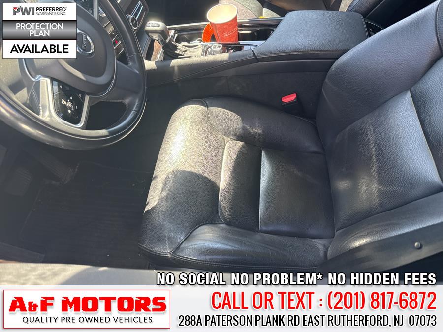 2017 Volvo XC90 T6 AWD 7-Passenger Momentum photo