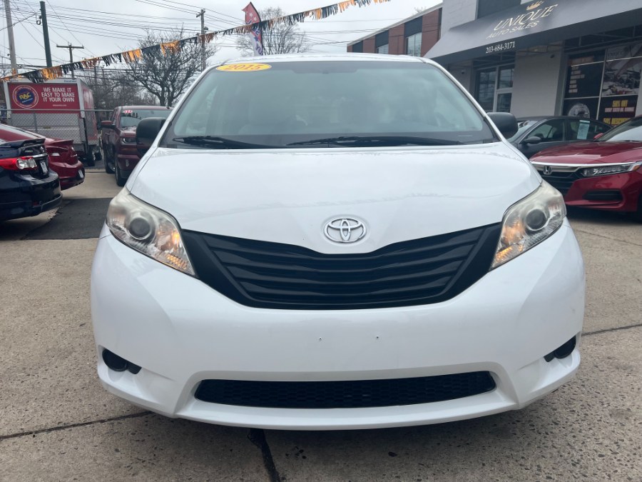 2015 Toyota Sienna 5dr 7-Pass Van L FWD (Natl) photo