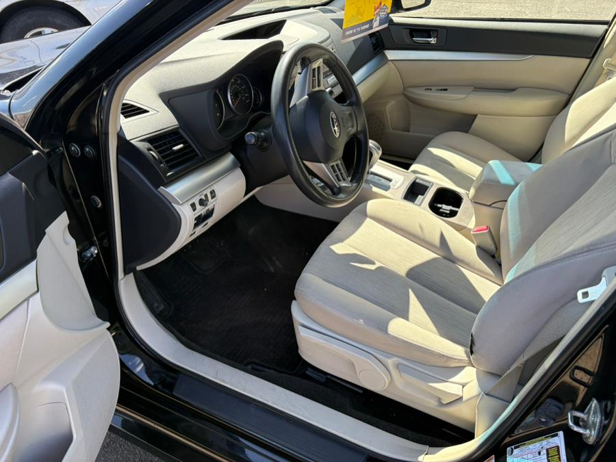 2014 Subaru Legacy 2.5i photo