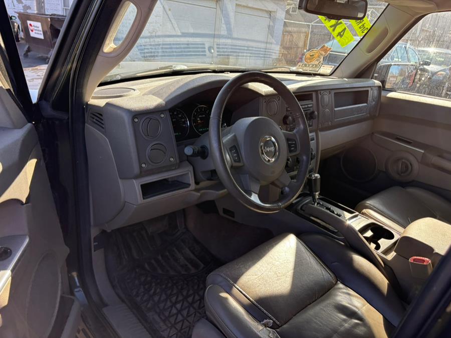 2006 Jeep Commander photo