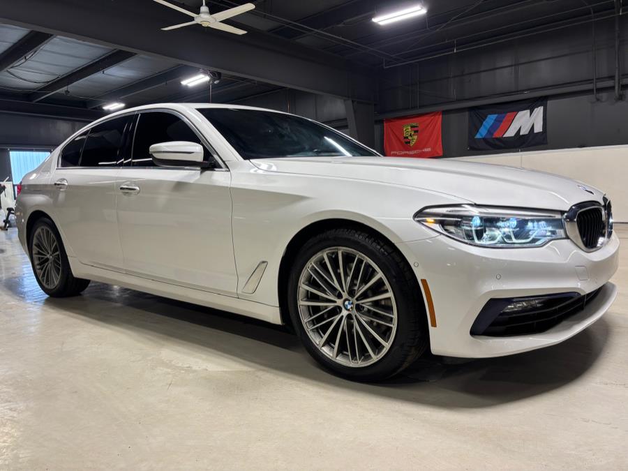 2017 BMW 5-Series 530i xDrive Sedan photo