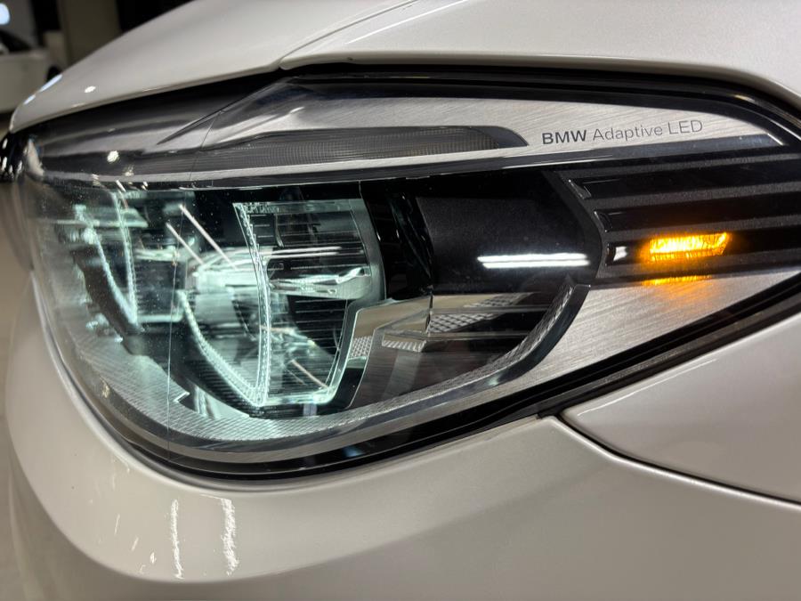 2017 BMW 5-Series 530i xDrive Sedan photo