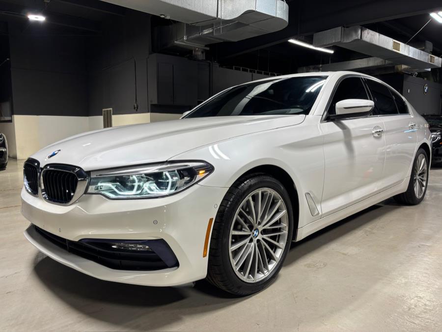 2017 BMW 5-Series 530i xDrive Sedan photo