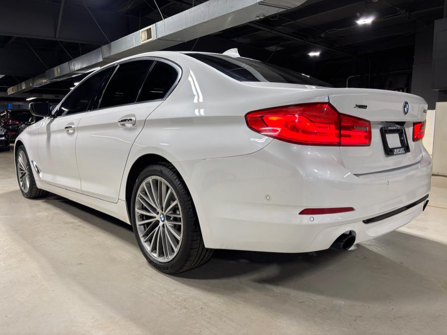 2017 BMW 5-Series 530i xDrive Sedan photo