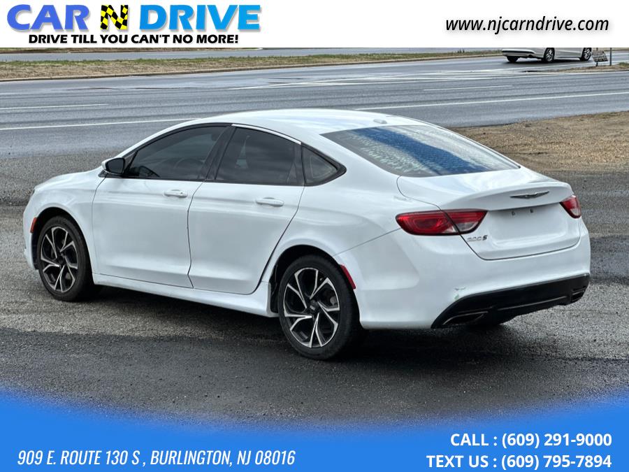 2015 Chrysler 200 S photo