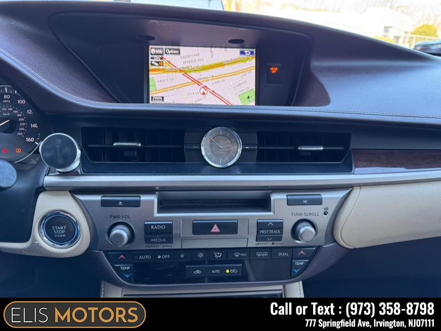 2016 Lexus ES 350 photo