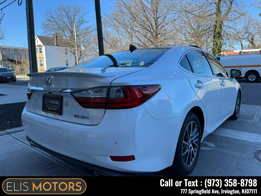 2016 Lexus ES 350 photo