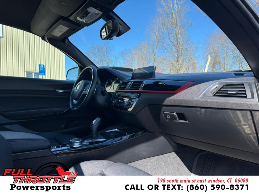 2018 BMW 2 Series 230i xDrive Convertible photo
