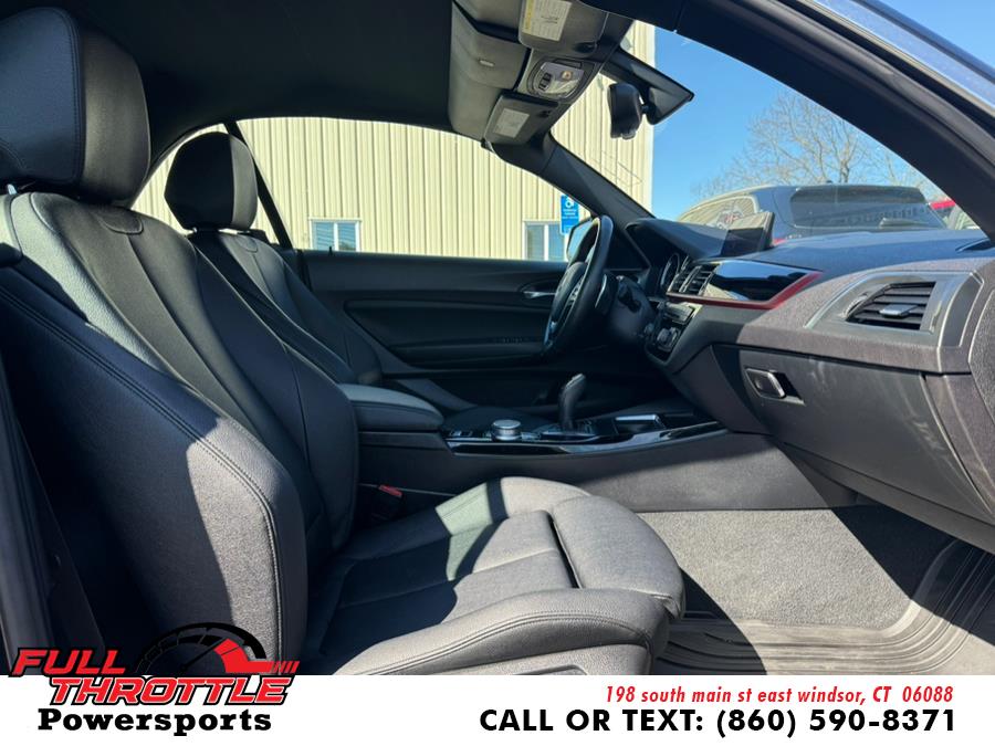 2018 BMW 2 Series 230i xDrive Convertible photo