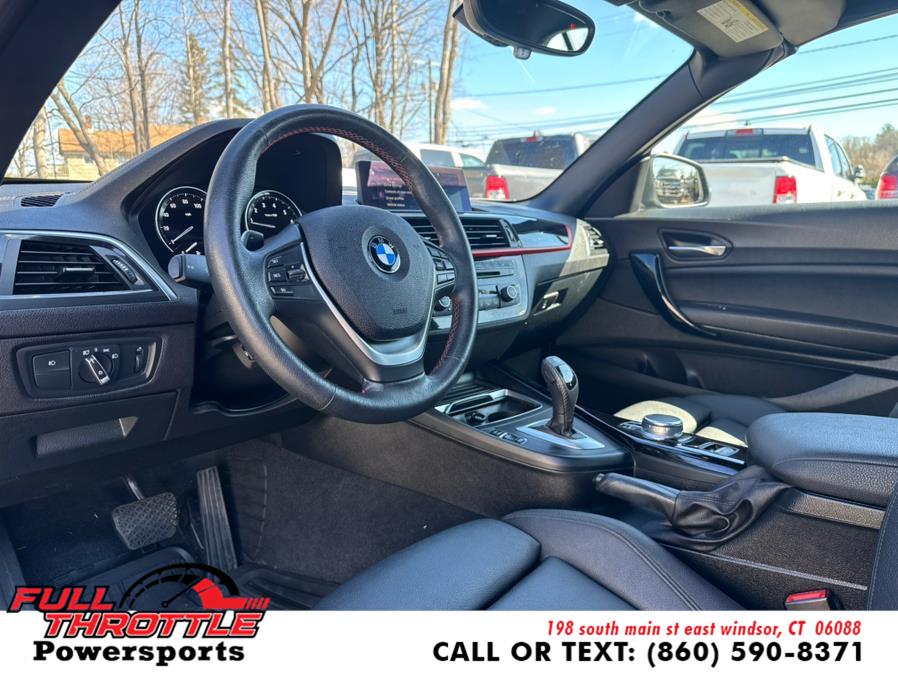 2018 BMW 2 Series 230i xDrive Convertible photo