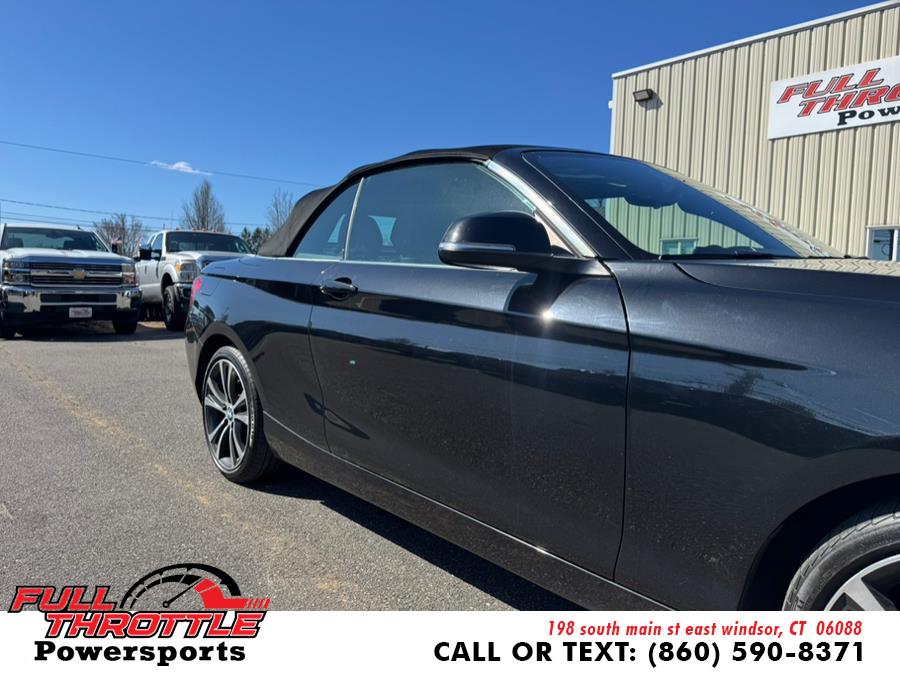 2018 BMW 2 Series 230i xDrive Convertible photo