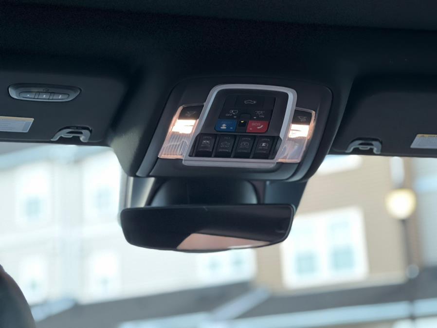 2020 RAM 1500 Longhorn 4x4 Crew Cab 5''7