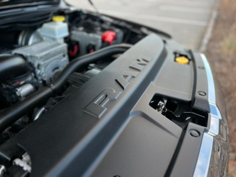 2020 RAM 1500 Longhorn 4x4 Crew Cab 5''7