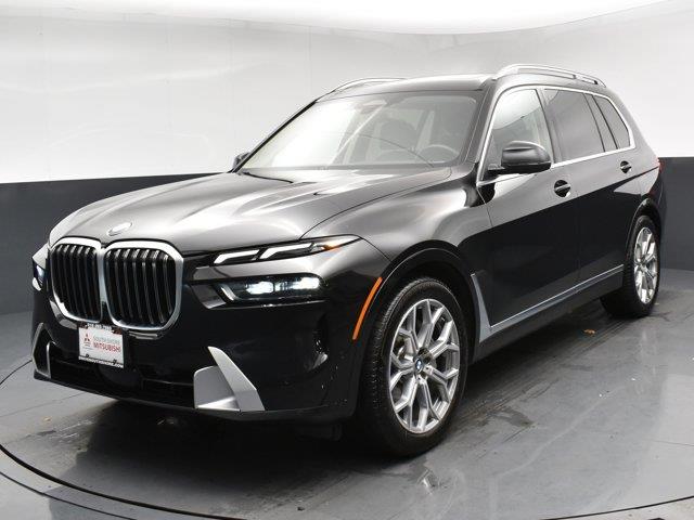 2025 BMW X7 xDrive40i photo