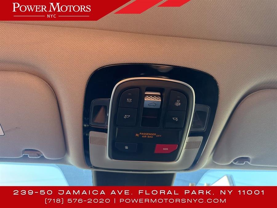 2023 Hyundai Santa Fe SEL photo