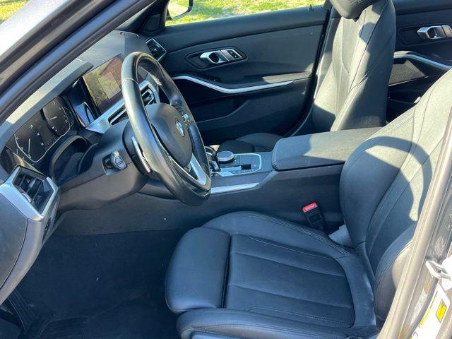 2021 BMW 3-Series 330i xDrive photo