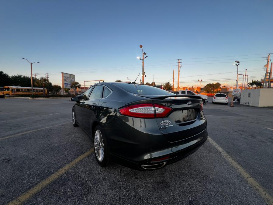 2016 Ford Fusion 4dr Sdn Titanium FWD photo