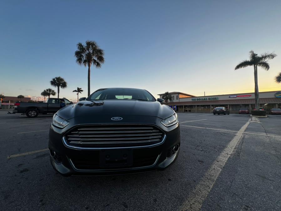 2016 Ford Fusion 4dr Sdn Titanium FWD photo