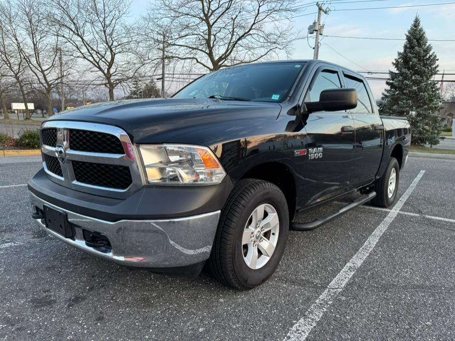 2014 RAM 1500 4WD Crew Cab 140.5
