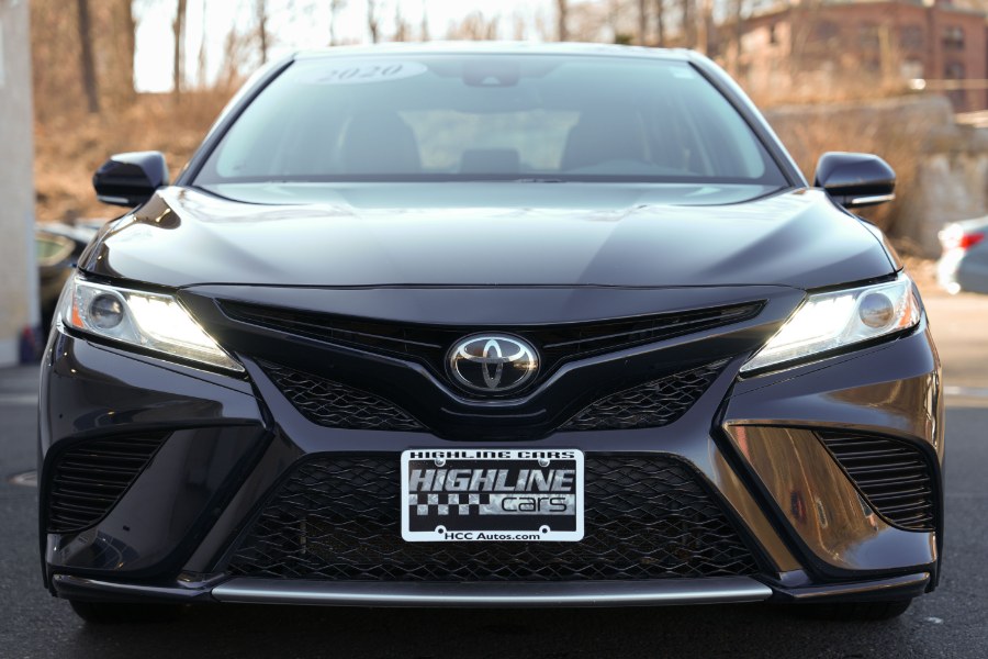 2020 Toyota Camry XSE Auto photo