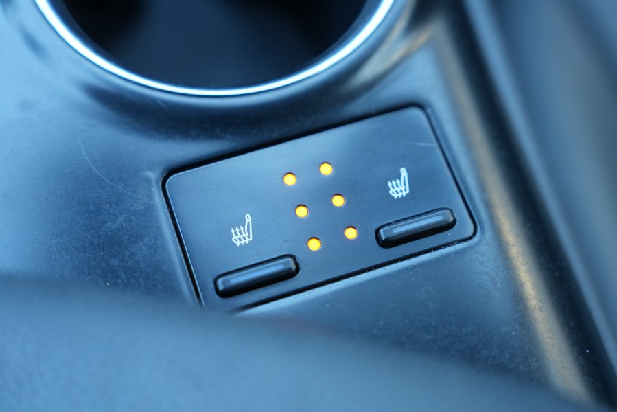 2020 Toyota Camry XSE Auto photo
