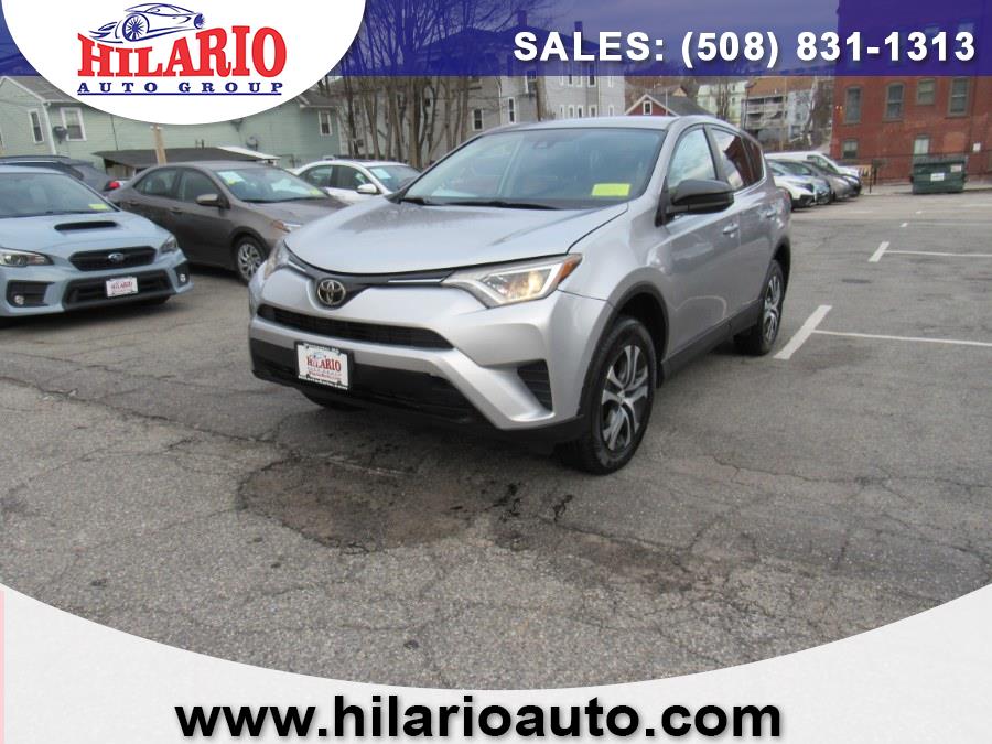 2017 Toyota RAV4 LE photo