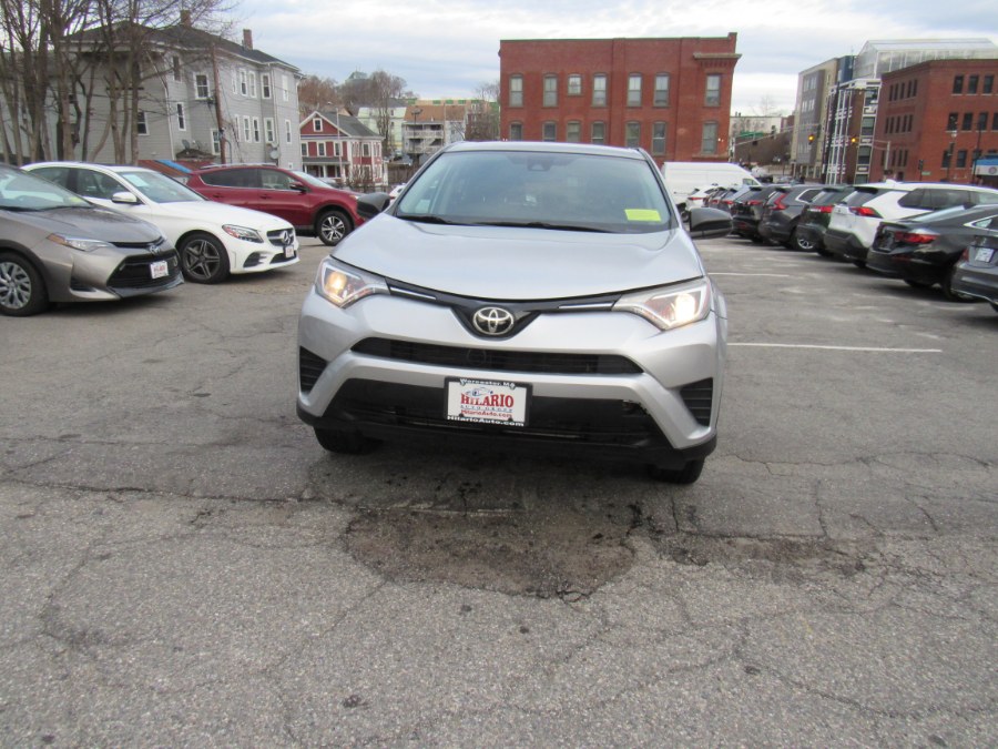 2017 Toyota RAV4 LE photo