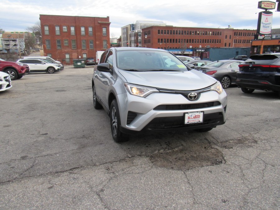 2017 Toyota RAV4 LE photo