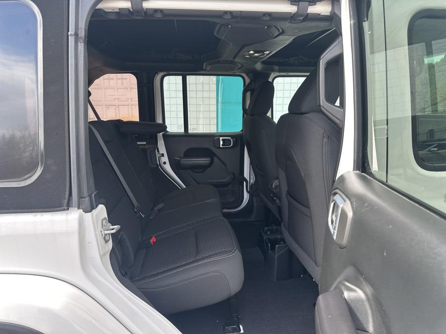 2021 Jeep Wrangler Unlimited Willys 4x4 photo