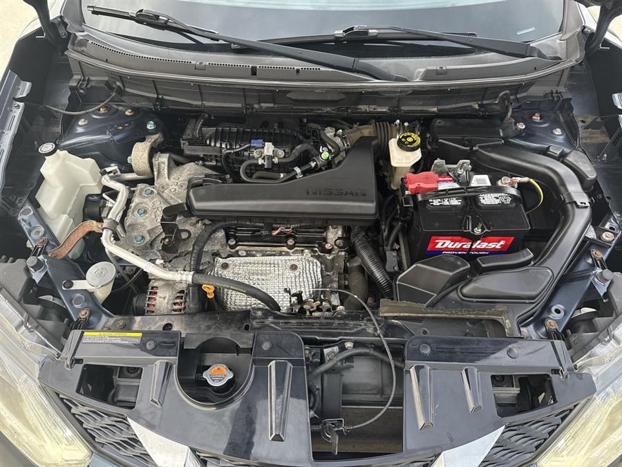 2015 Nissan Rogue SV photo
