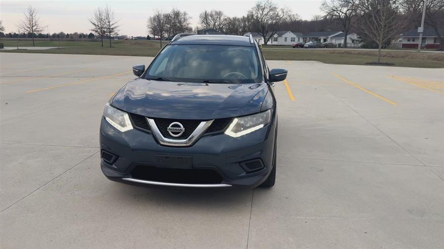 2015 Nissan Rogue SV photo