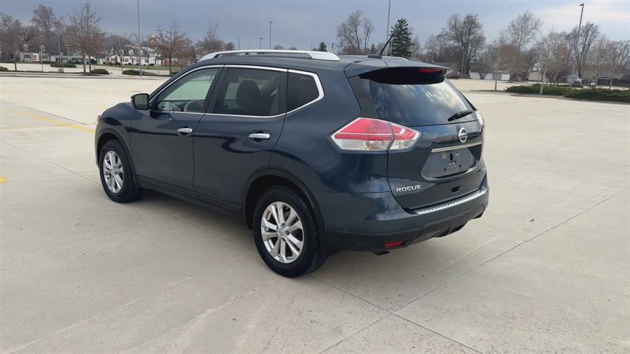 2015 Nissan Rogue SV photo