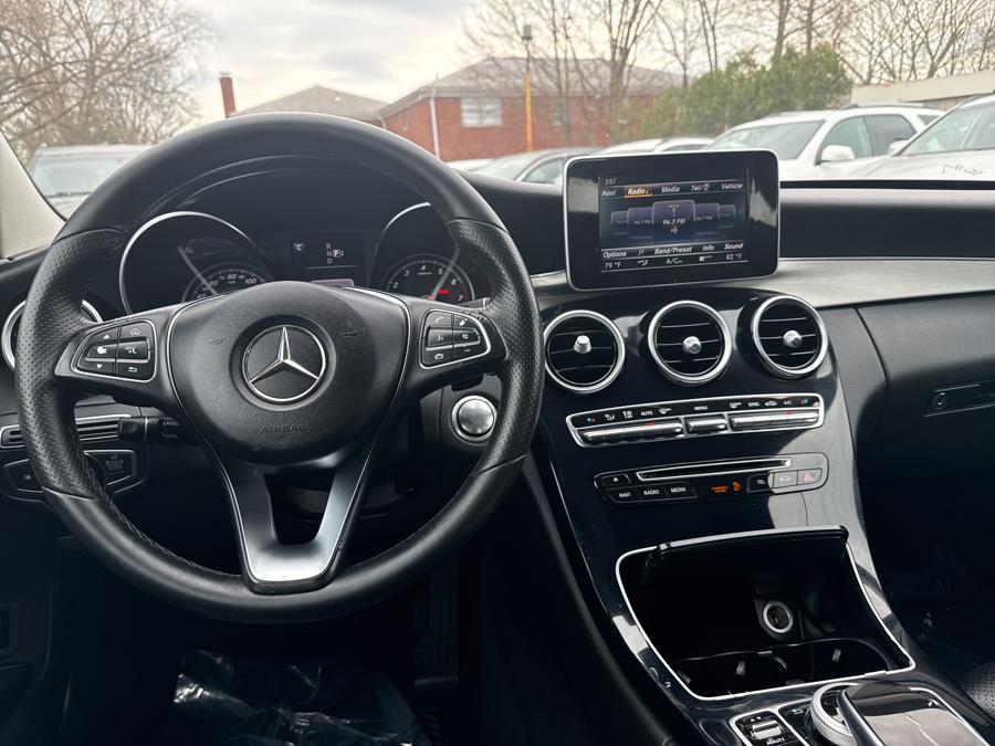 2015 Mercedes-Benz C-Class 4dr Sdn C 300 4MATIC photo