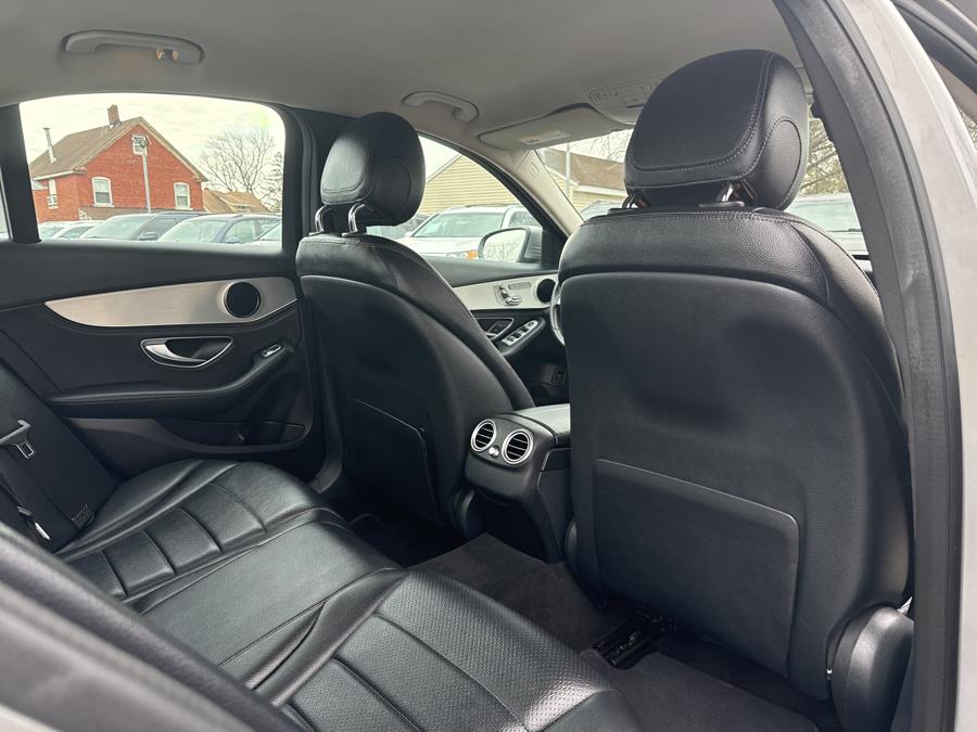 2015 Mercedes-Benz C-Class 4dr Sdn C 300 4MATIC photo